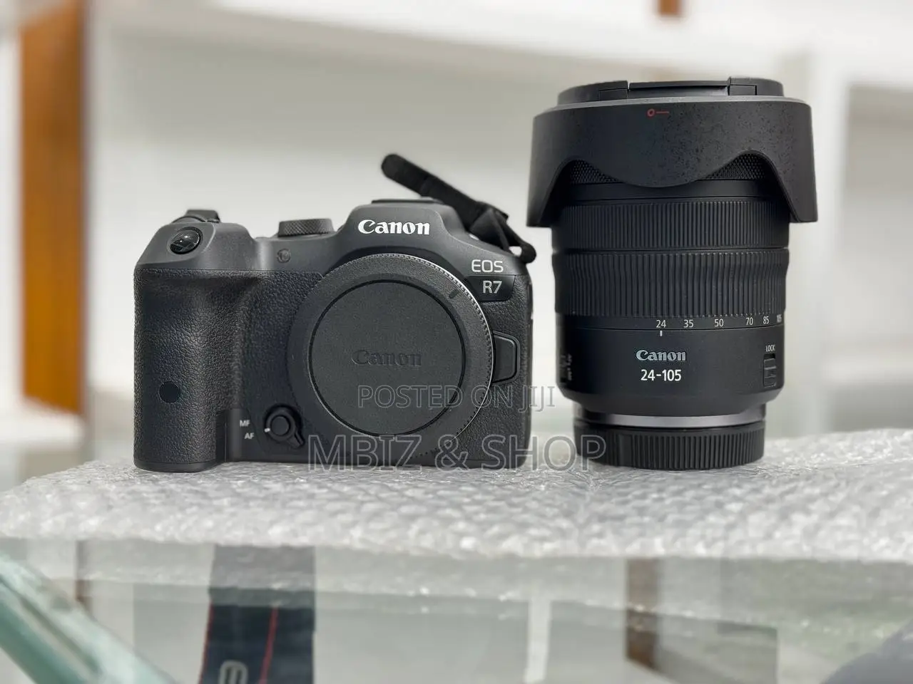 Canon R7 With Red Ring