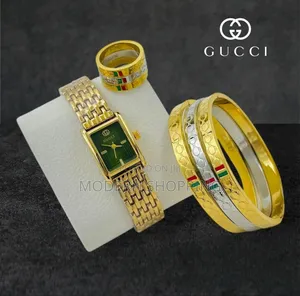 Photo - Stylish Women's Watch With Matching Accessories Set