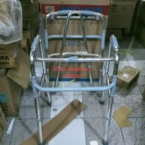 Photo - Moving Walker囪walker外easy Transportation Walker疝walker*ወከር