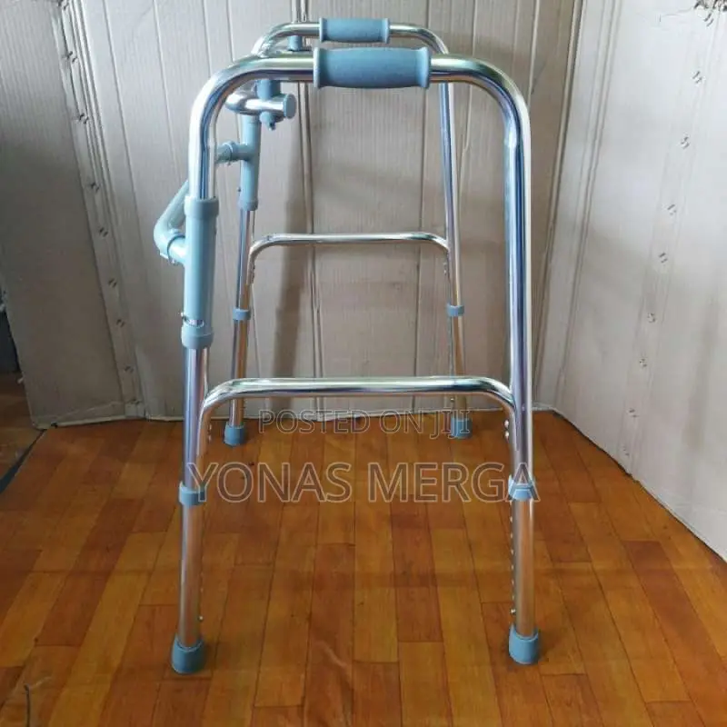 Four Rubber Tips Walker噁walker*Normal Walking Pattern軋walker