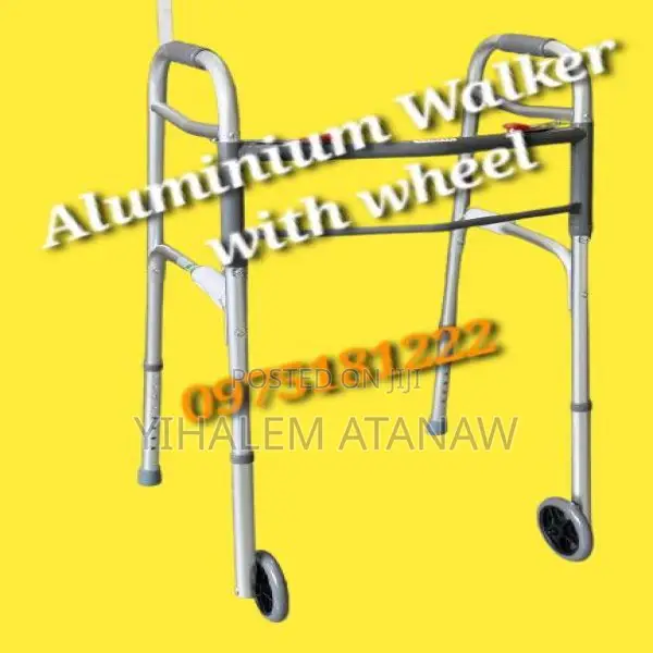 Walker With Wheel