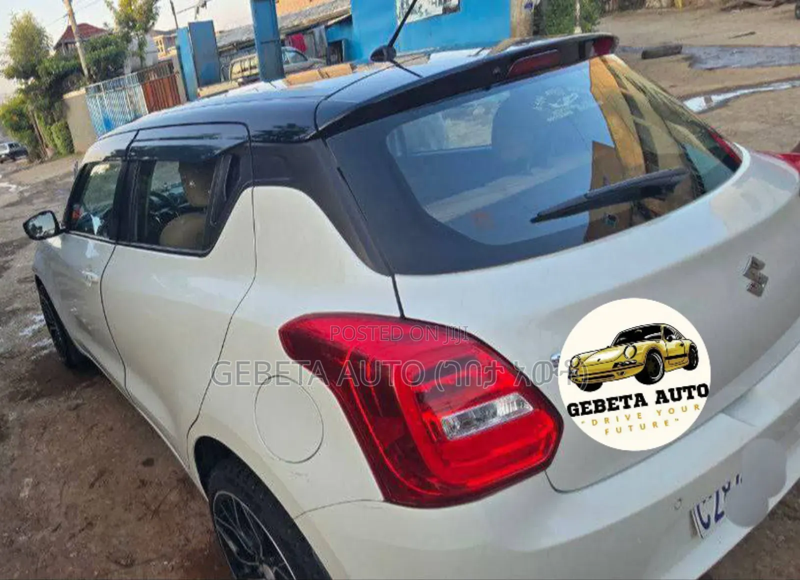 Suzuki Swift 2022 White