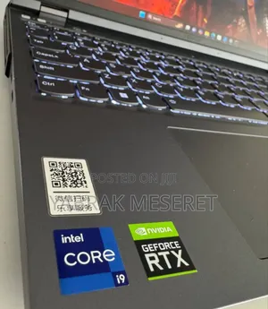 New Laptop Lenovo 16GB Intel Core I7 SSD 1T