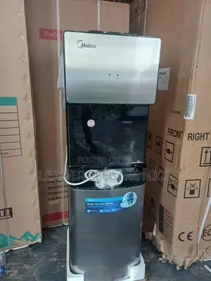 Photo - Media Water Dispenser