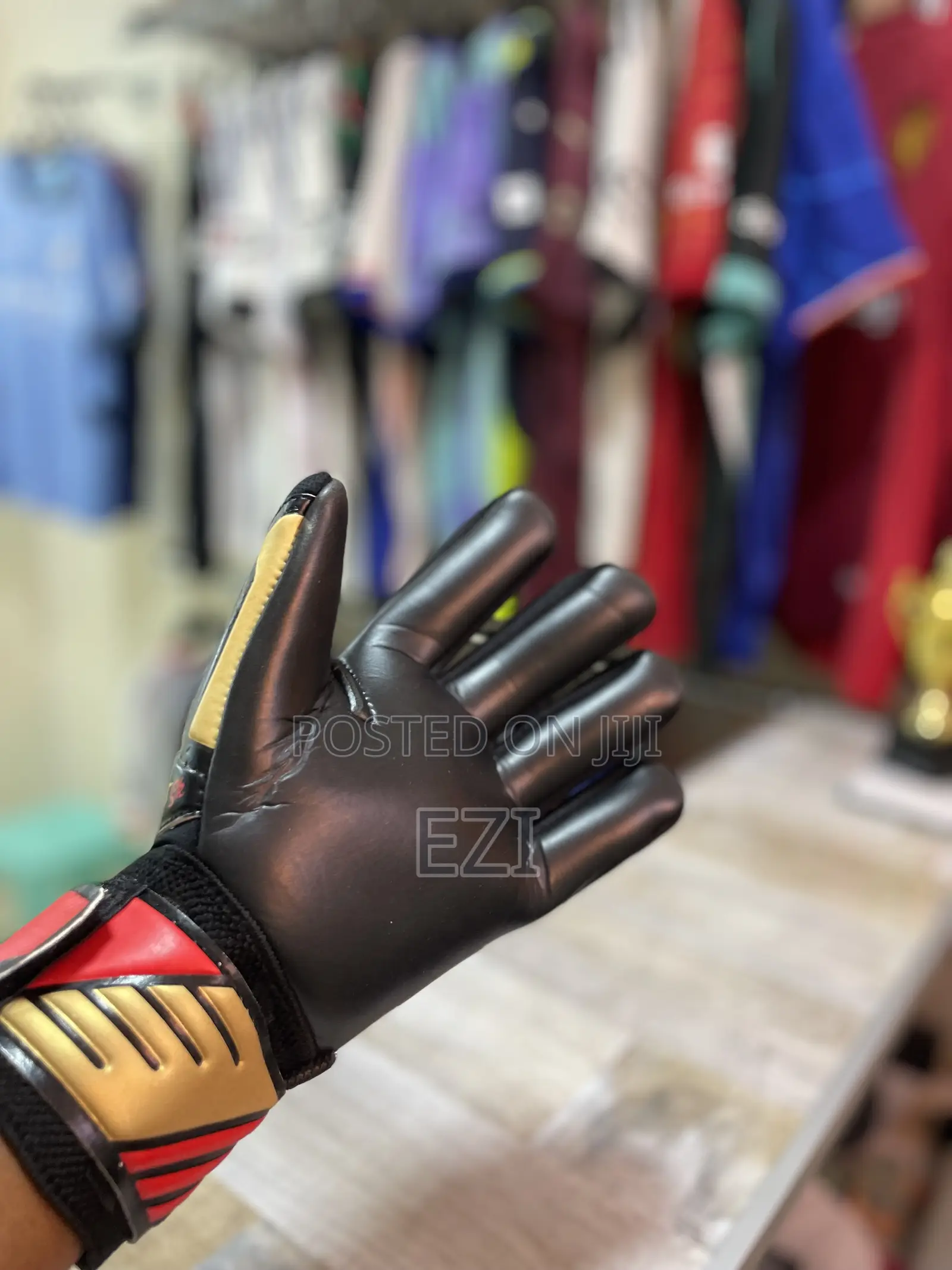 Breathable Goalkeeper Gloves