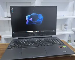 New Laptop HP Victus 16 16GB AMD Ryzen 7 SSD 1T