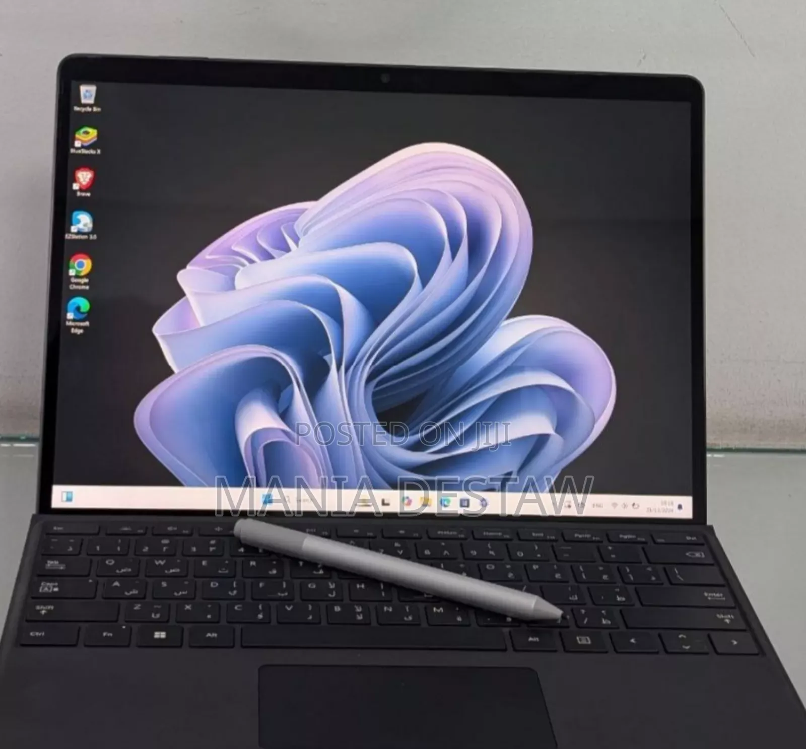 New Laptop Microsoft Surface Pro 9 8GB Intel Core I5 SSD 256GB