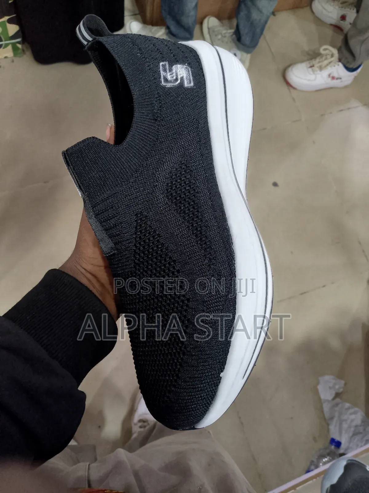 Skechers  Black Master Quality Shoes for You