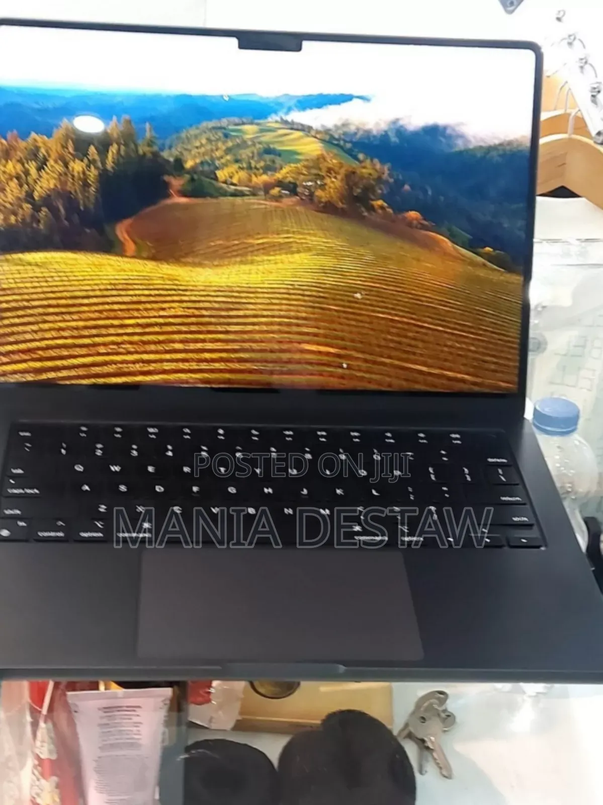 New Apple MacBook Pro 2023 M3 14-Inch 18GB Apple M3 Pro SSD 512GB