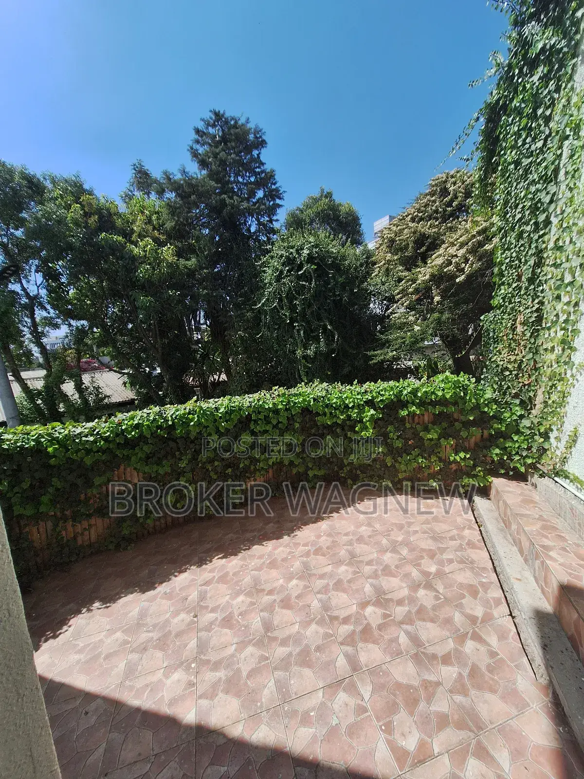 Furnished 5bdrm House in Bole for rent