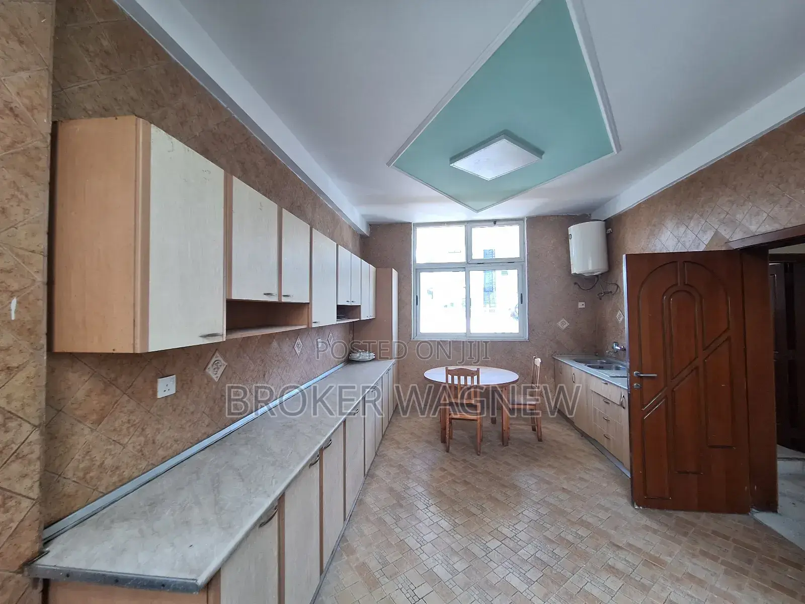 Furnished 5bdrm House in Bole for rent