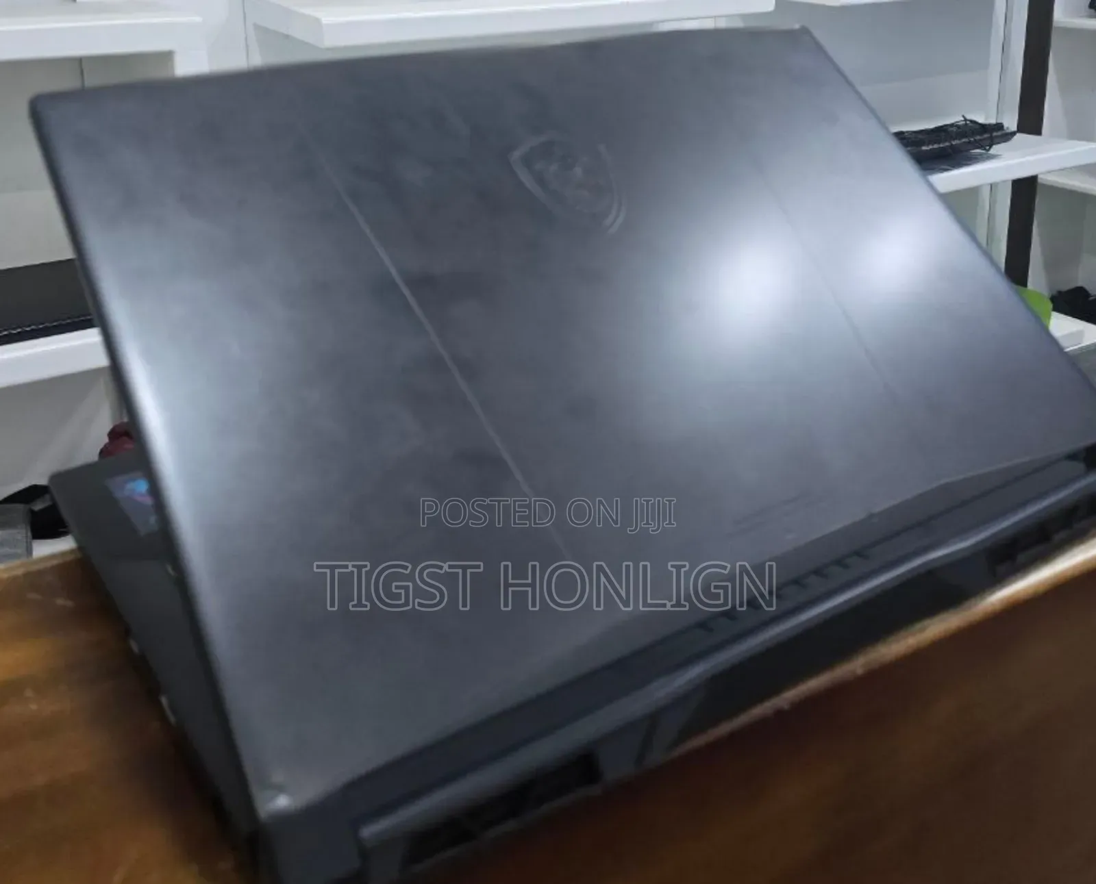 New Laptop MSI Katana 15 16GB AMD Ryzen 7 SSD 512GB