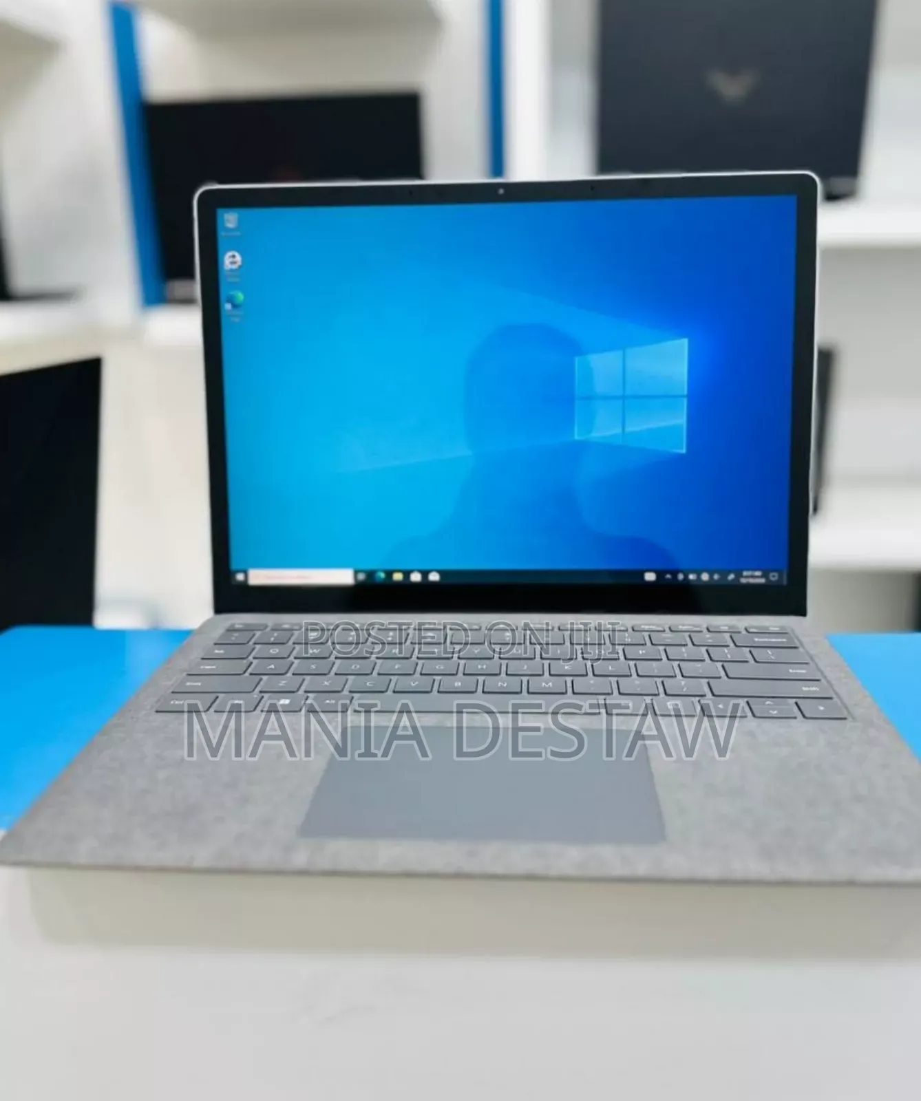 New Microsoft Surface Pro 11th Edition, a Copilot+ PC 16GB SSD 512GB