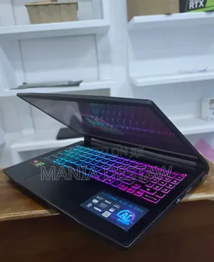 Laptop MSI Katana 15 16GB AMD Ryzen 7 SSD 1T