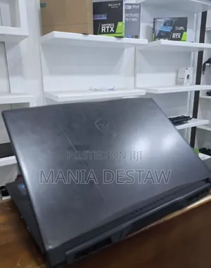 Laptop MSI Katana 15 16GB AMD Ryzen 7 SSD 1T