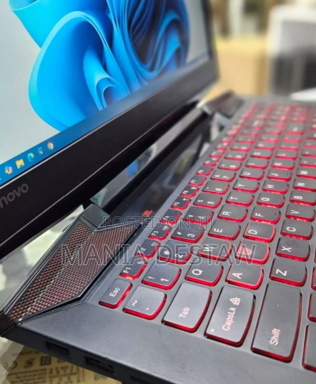 Laptop Lenovo IdeaPad 120S 8GB Intel Core I5 HDD+SSD 1T