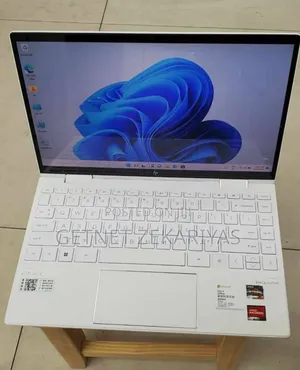 New Laptop HP Envy X360 16GB AMD Ryzen 7 SSD 512GB