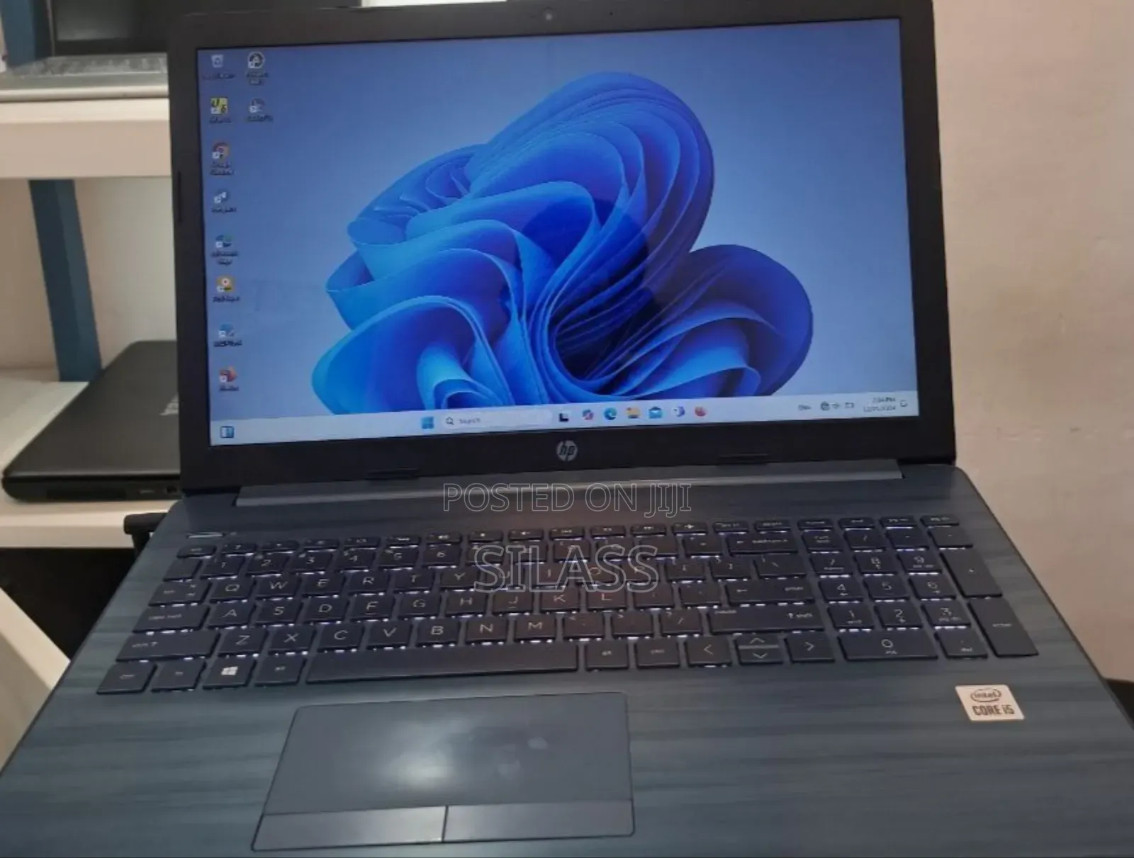 New Laptop HP Stream Notebook 8GB Intel Core I5 SSD 1T