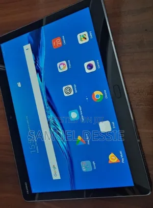 Laptop Huawei MateBook 13 WRT-W19E 3GB SSD 32GB