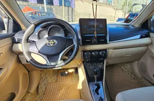 Toyota Yaris 2014 White