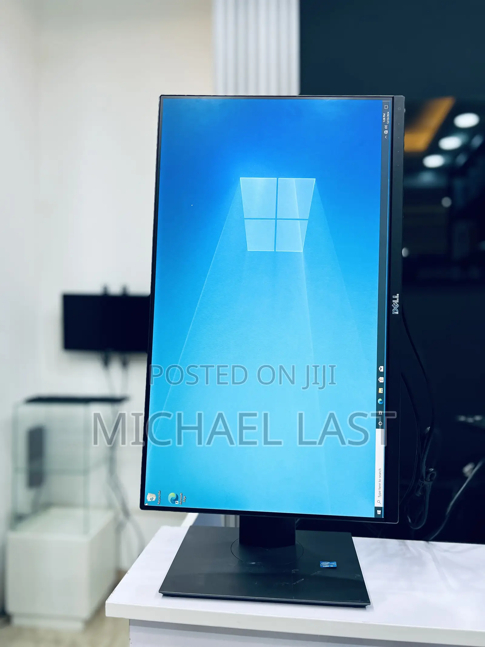 New Dell 27 Inch Frameless