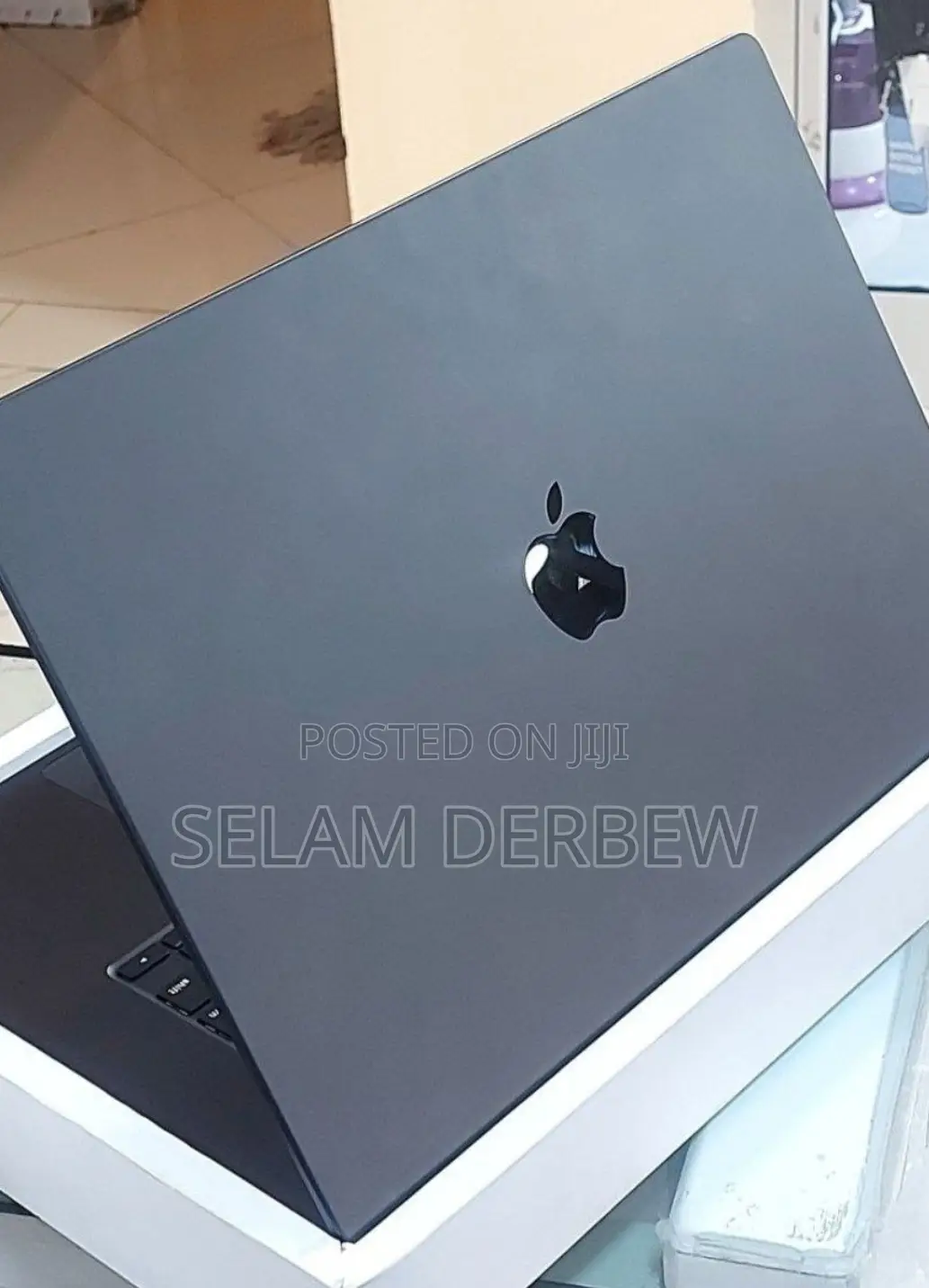 New Apple MacBook Pro 2023 M3 Pro 16-Inch 18GB Apple M3 SSD 512GB