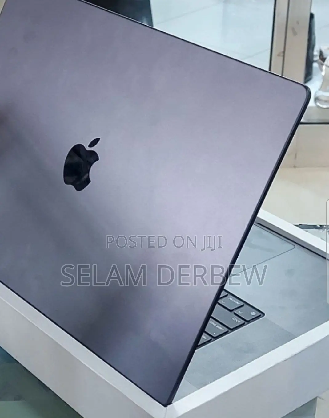 New Apple MacBook Pro 2023 M3 Pro 16-Inch 18GB Apple M3 SSD 512GB