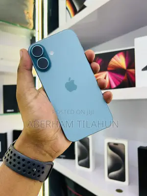 Photo - New Apple iPhone 16 256 GB Blue