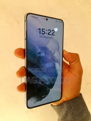 Photo - Samsung Galaxy S21 5G 128 GB Black