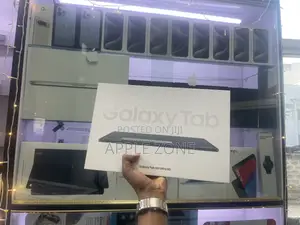 Photo - New Samsung Galaxy Tab S10 Ultra 256 GB Black