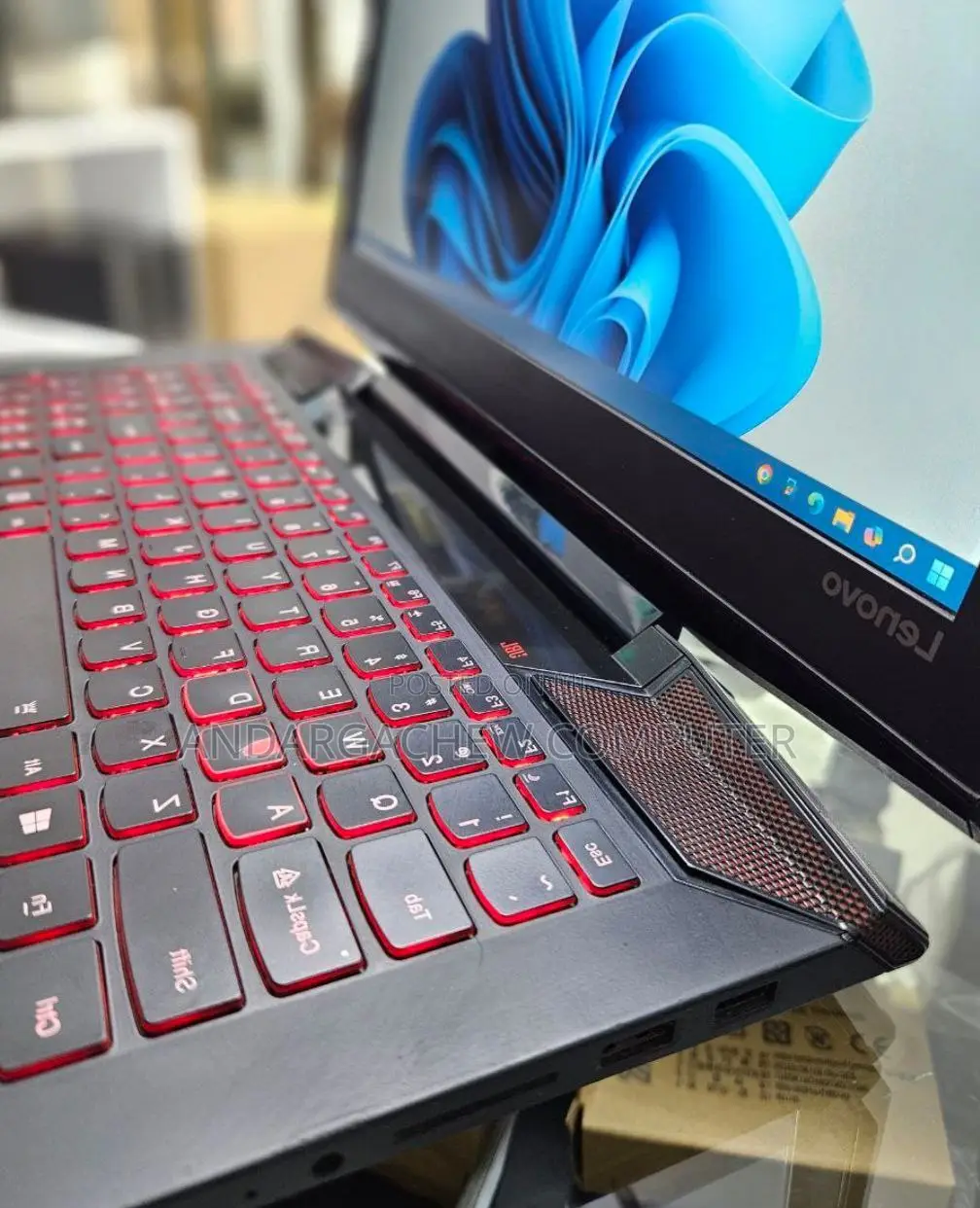 Laptop Lenovo IdeaPad Y730 8GB Intel Core I5 HDD 1T