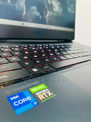 New Laptop MSI GE66 Raider 16GB Intel Core I7 SSD 1T