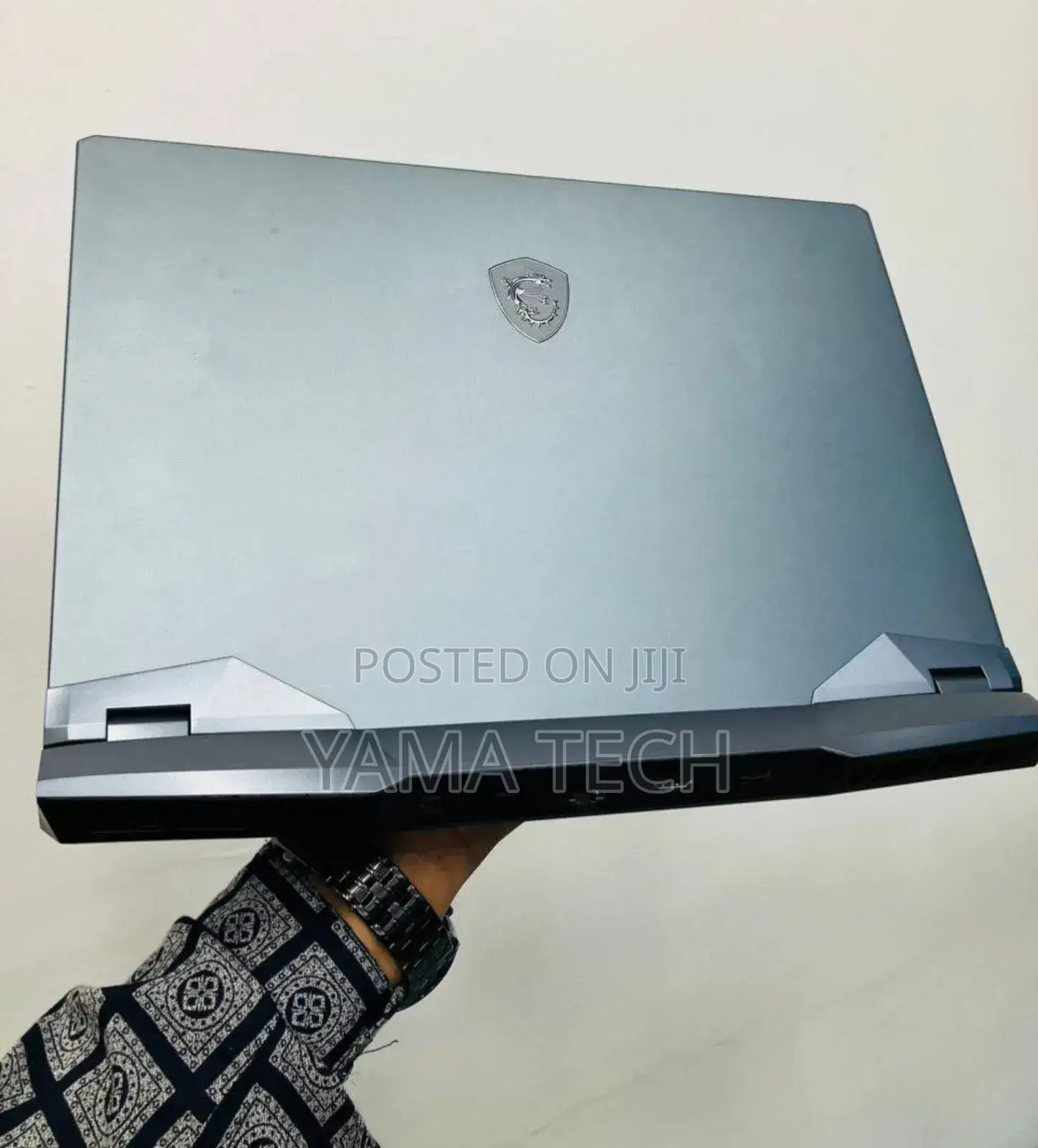 New Laptop MSI GE66 Raider 16GB Intel Core I7 SSD 1T