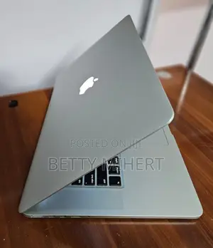 New Laptop Apple MacBook 2014 16GB Intel Core I7 SSD 256GB