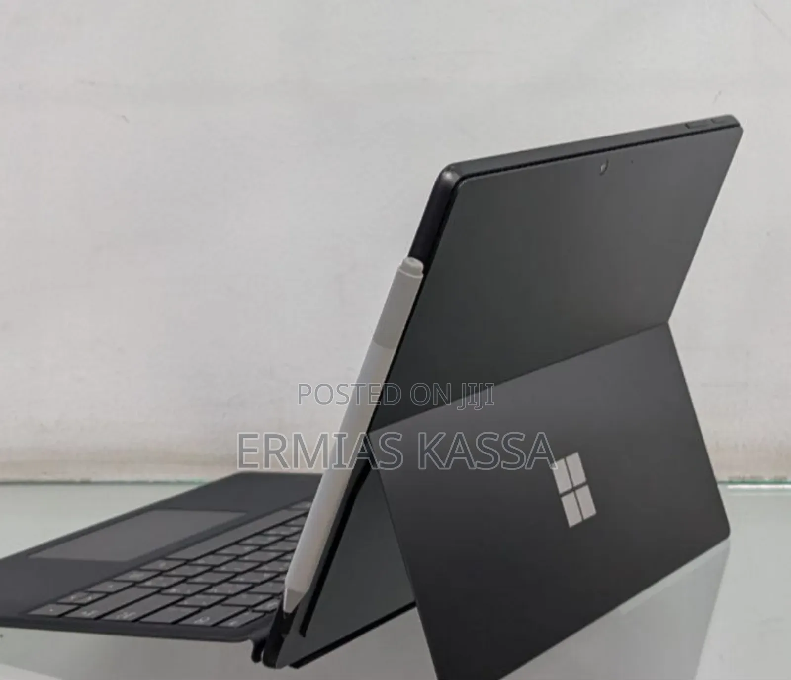 New Laptop Microsoft Surface Pro 9 8GB Intel Core I5 SSD 256GB