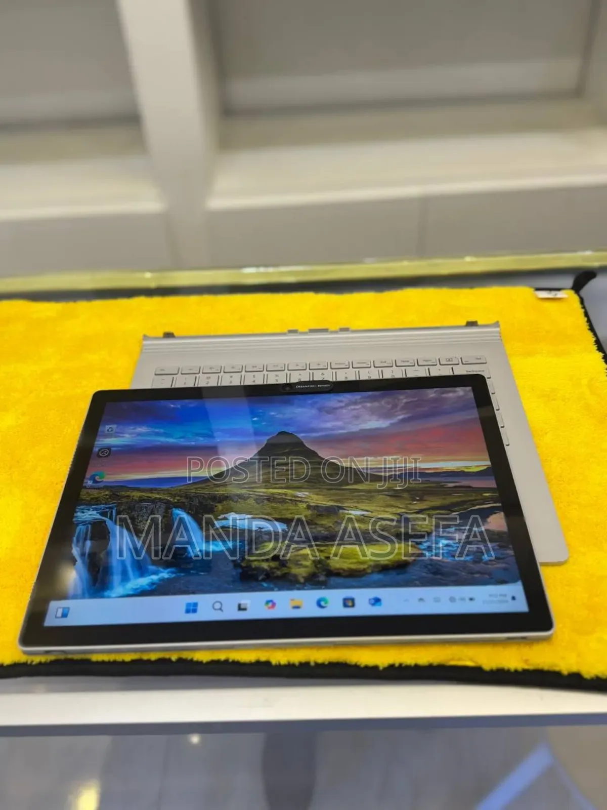 New Laptop Microsoft Surface Book 3 8GB Intel Core I5 SSD 256GB