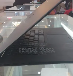 New Laptop Dell Precision 5550 16GB Intel Core I9 SSD 512GB