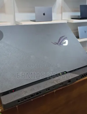 New Laptop Asus ROG Strix G15 16GB AMD Ryzen 9 SSD 512GB