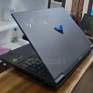New Laptop HP 16GB AMD Ryzen 7 SSD 1T