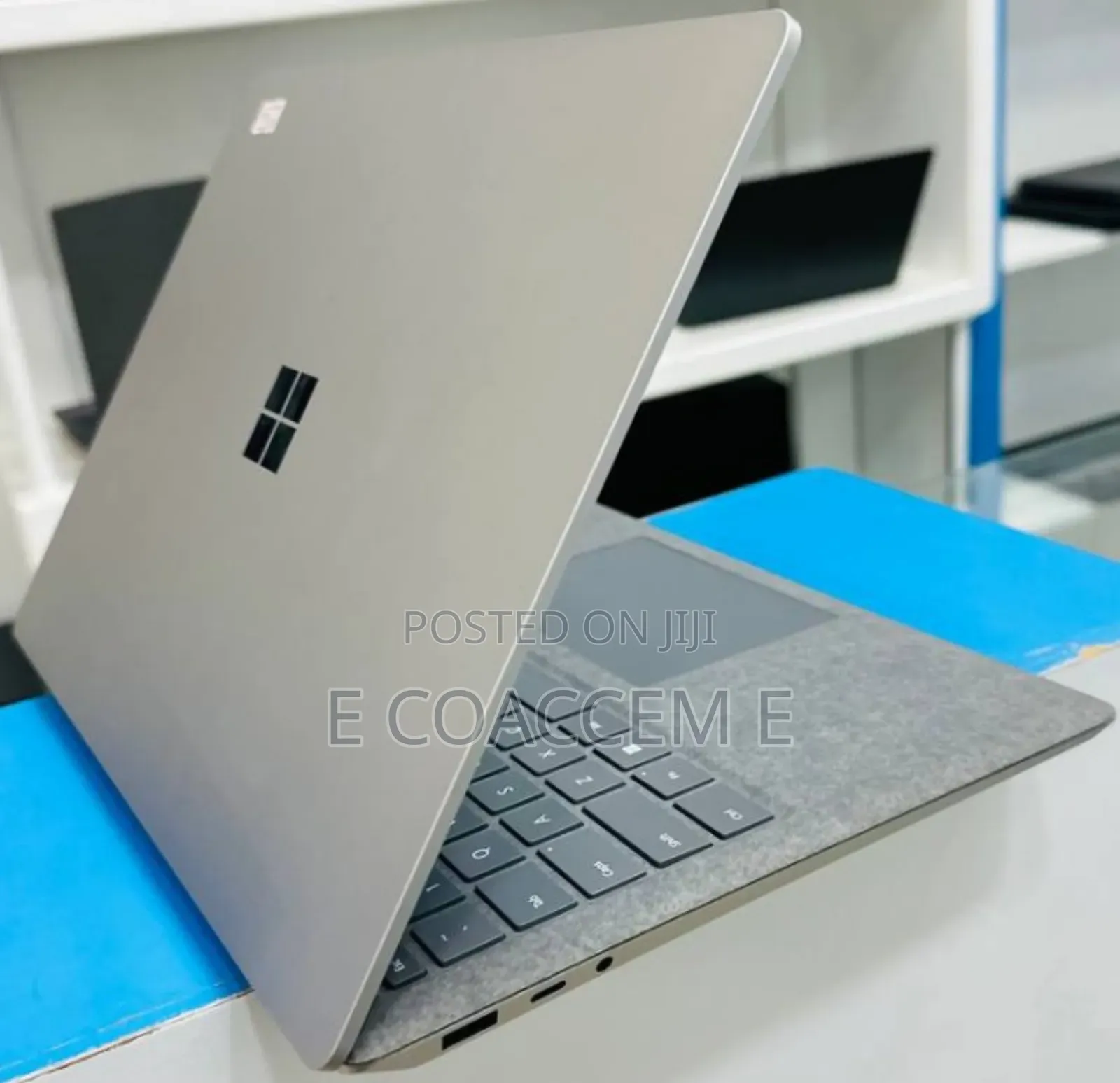 New Laptop Microsoft Surface 16GB Intel Core I7 SSD 512GB