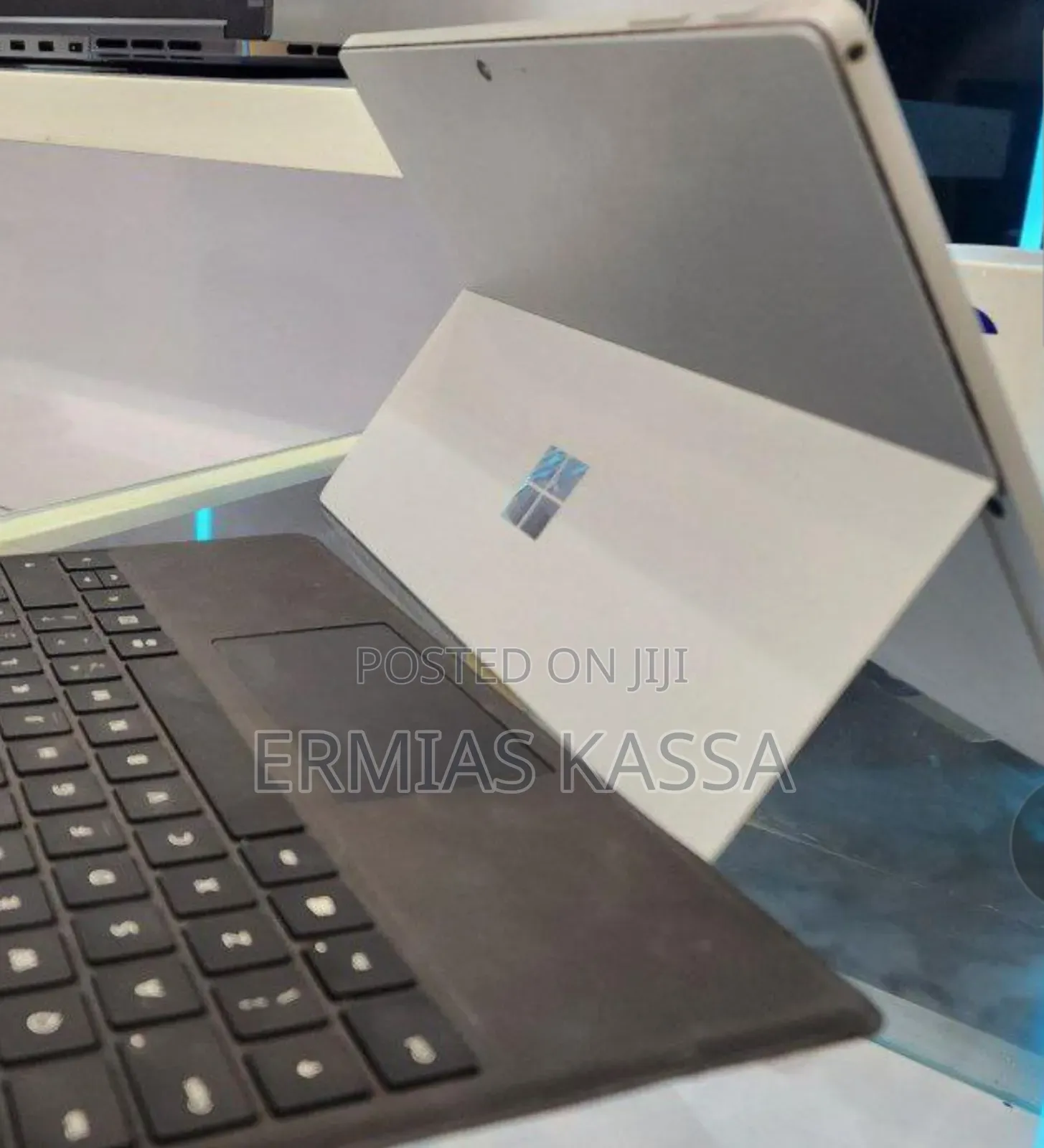 New Laptop Microsoft Surface Pro 7 16GB Intel Core I5 SSD 256GB