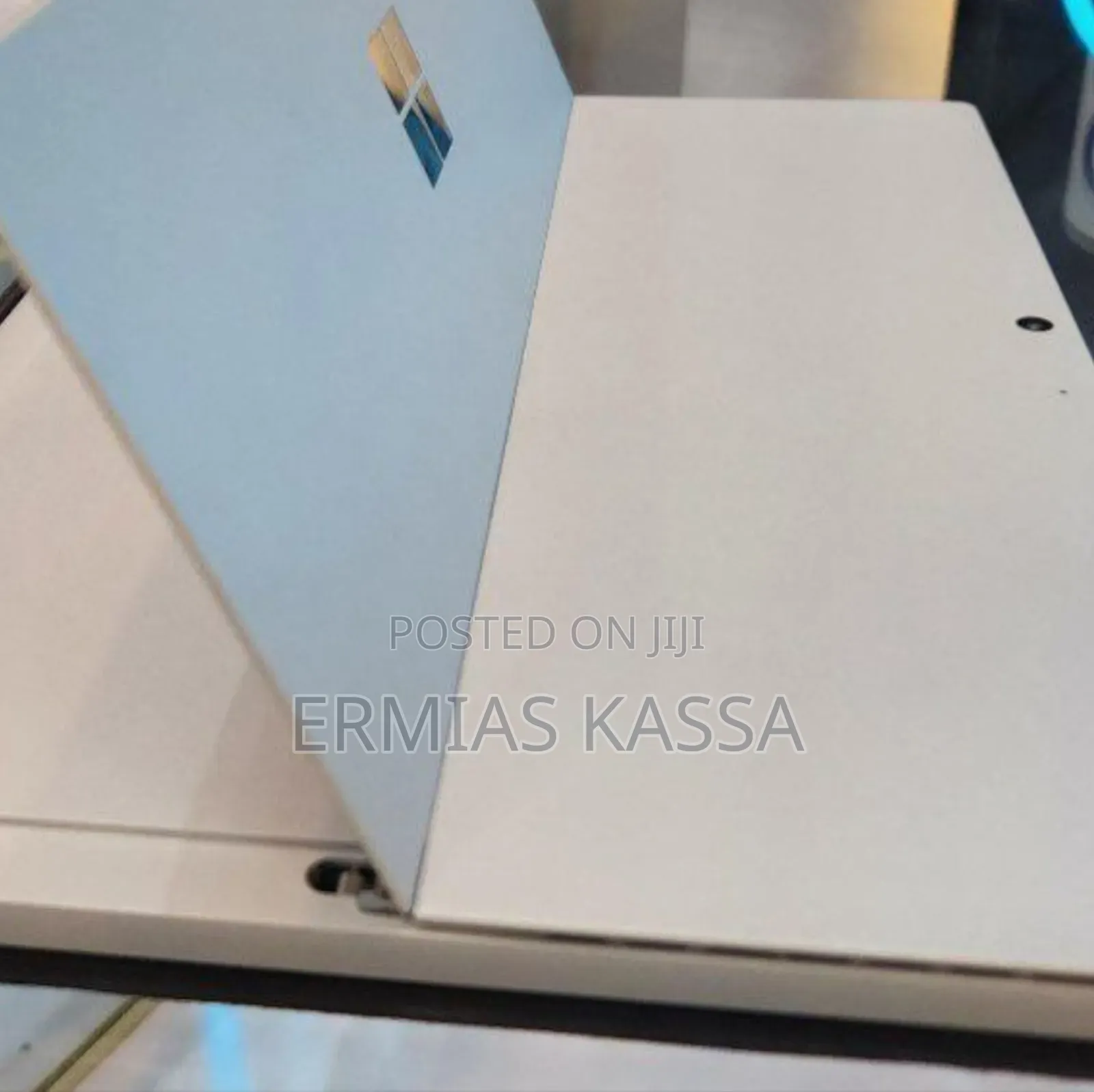 New Laptop Microsoft Surface Pro 7 16GB Intel Core I5 SSD 256GB