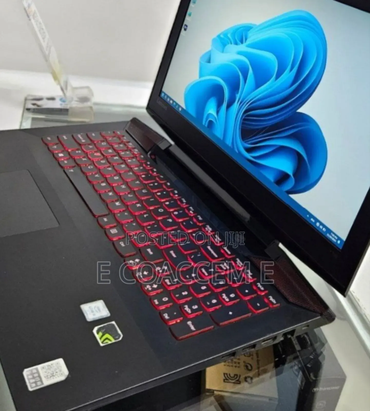 New Laptop Lenovo 8GB Intel Core I5 HDD+SSD 1T