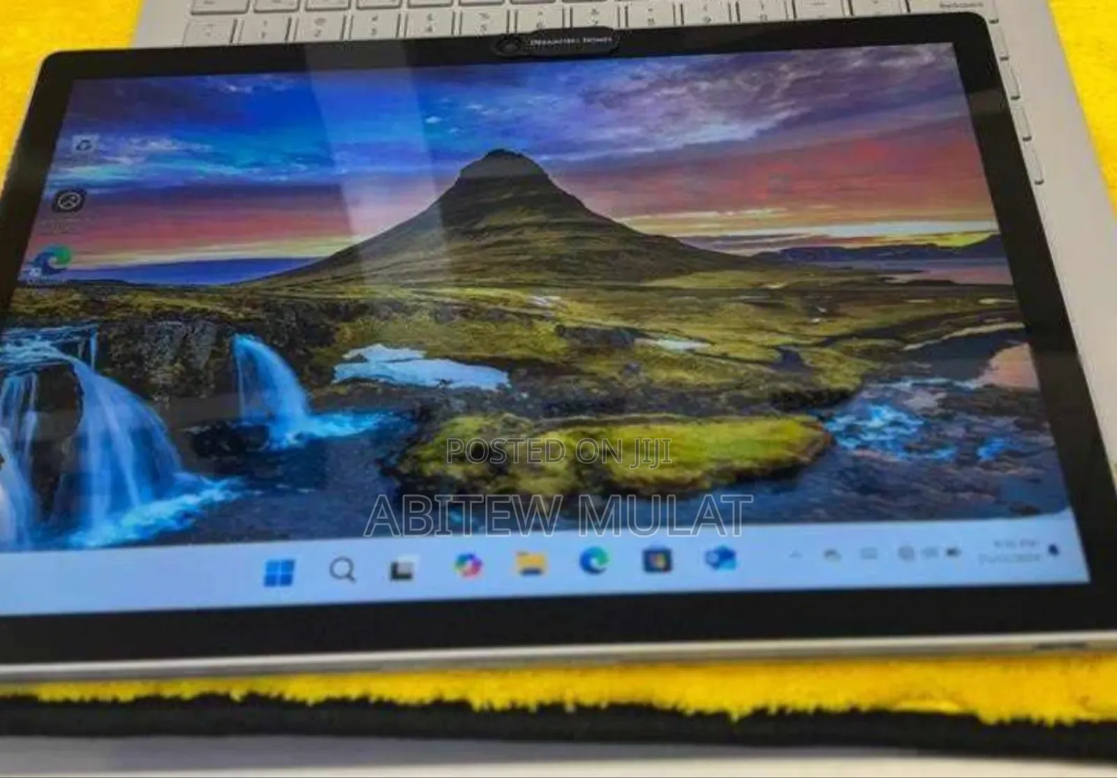 New Laptop Microsoft Surface Book 3 8GB Intel Core I5 SSD 256GB