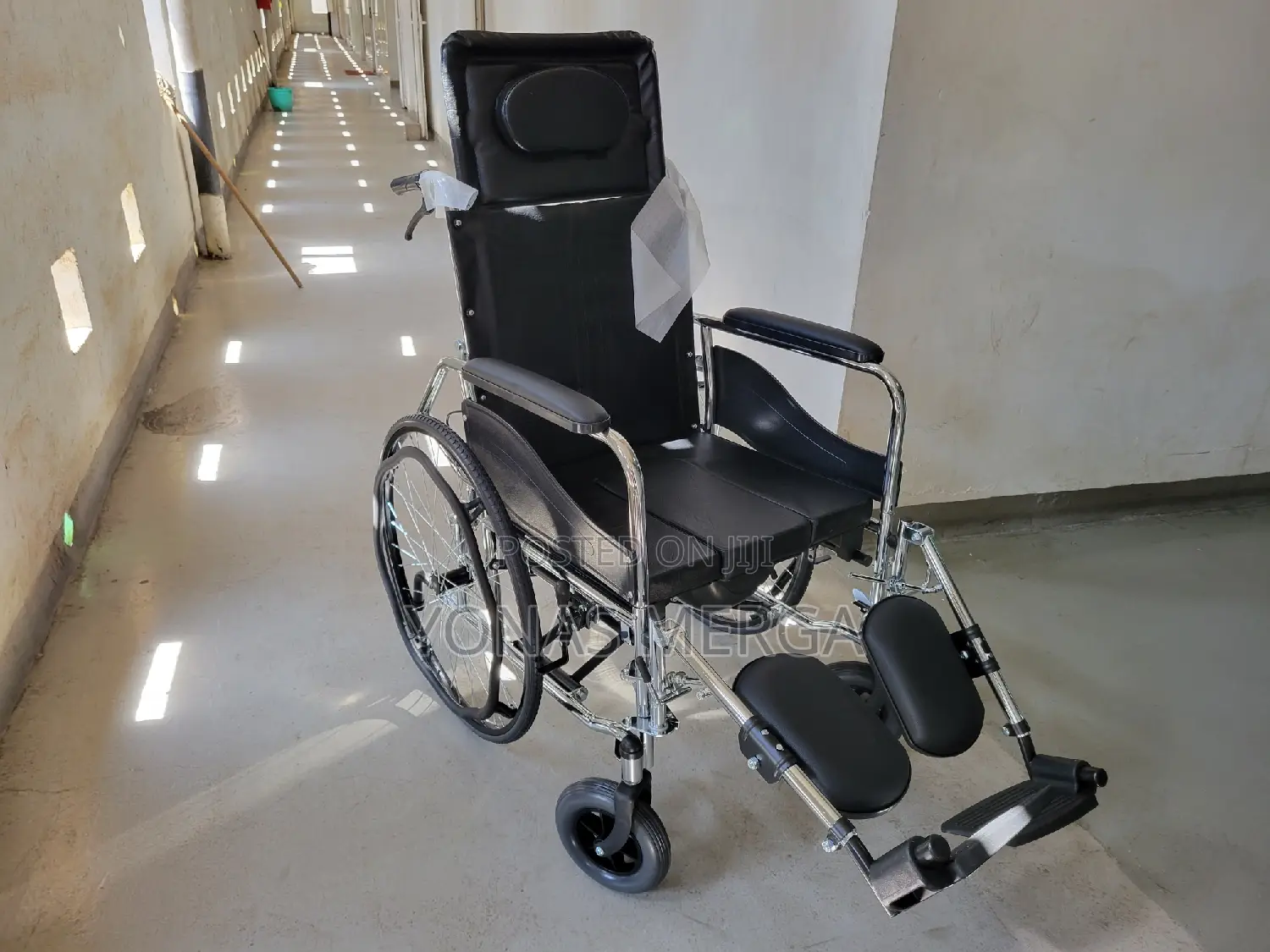Load Capacity of 150kg Wheelchair耀solid Tires,High-Quality