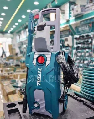 Photo - Total High-Pressure Washer 1800w