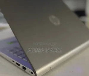 New Laptop HP Pavilion 10 8GB Intel Core I5 HDD+SSD 500GB