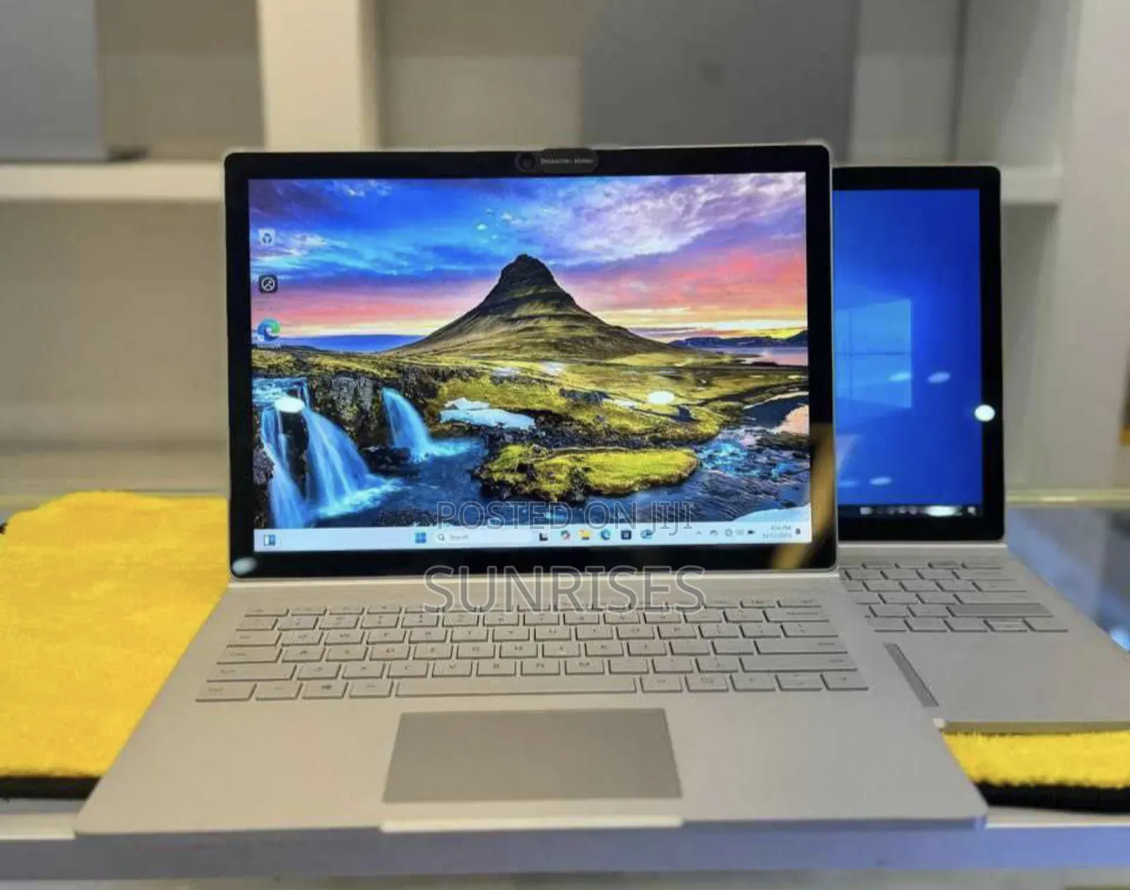 New Laptop Microsoft Surface Book 3 8GB Intel Core I5 SSD 256GB