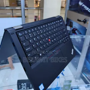 Photo - New Laptop Lenovo ThinkPad Yoga 16GB Intel Core I5 SSD 512GB