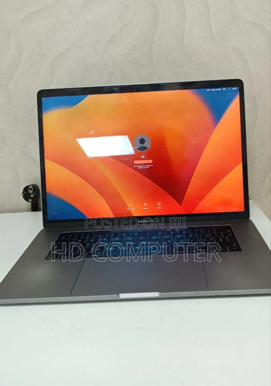 New Laptop Apple MacBook Pro 2017 16GB Intel Core I7 SSD 512GB